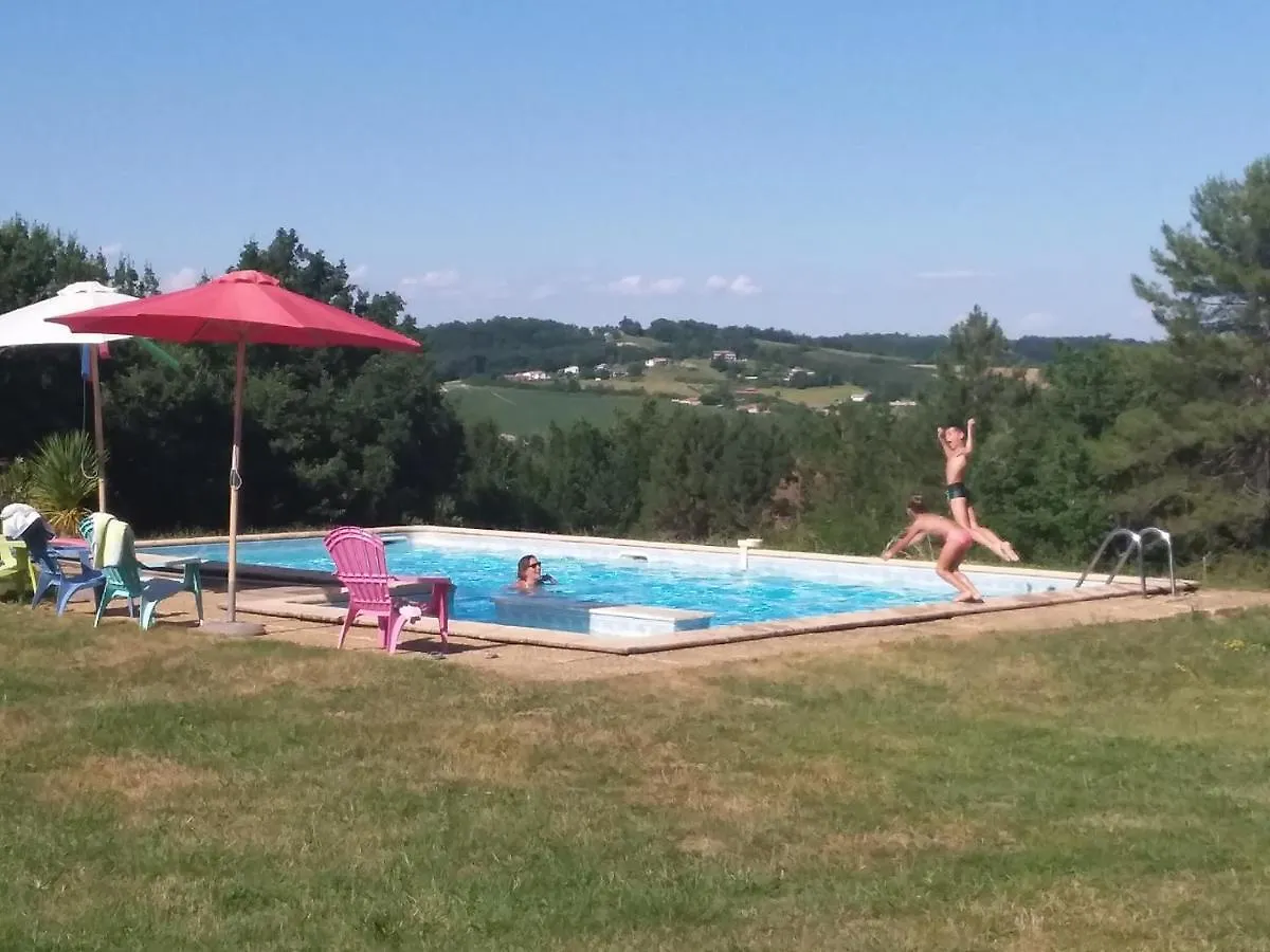 Hébergement de vacances Domaine de Souladiès Genebrieres